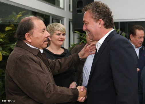 Presidente Daniel se reúne con delegación gubernamental y de empresarios de Islandia