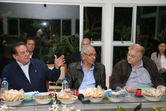 Presidente Daniel se reúne con delegación gubernamental y de empresarios de Islandia