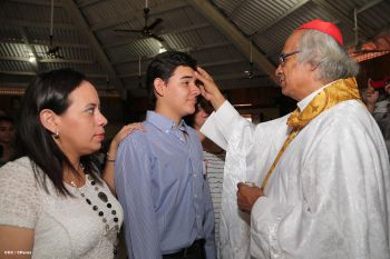 Cardenal Brenes celebra a Cristo Rey