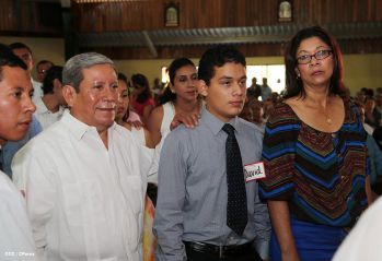 Cardenal Brenes celebra a Cristo Rey