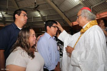 Cardenal Brenes celebra a Cristo Rey