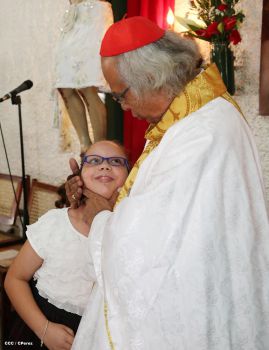 Cardenal Brenes celebra a Cristo Rey