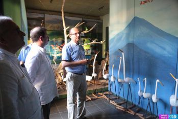 Compañero cubano realiza recorrido por diferentes lugares de la capital