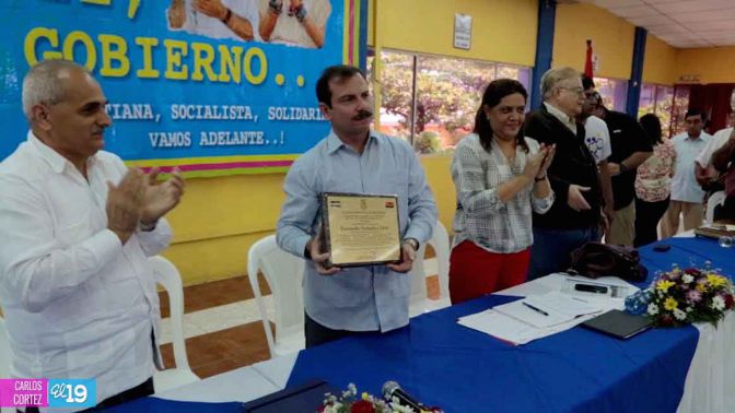 Héroe Cubano continúa su gira en Managua