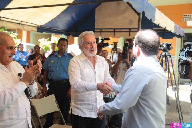 Héroe Cubano continúa su gira en Managua