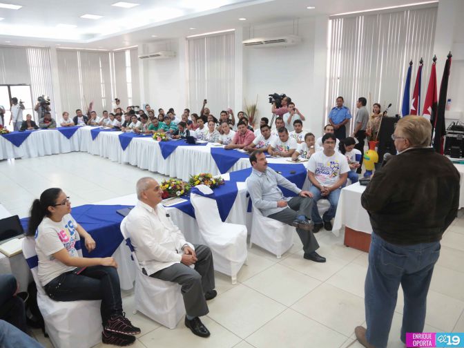 Héroe Cubano continúa su gira en Managua
