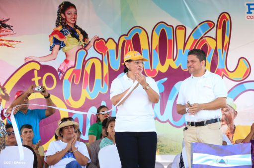 Turistas nacionales y extranjeros disfrutaron del Carnaval Acuático en Río San Juan