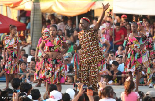 Turistas nacionales y extranjeros disfrutaron del Carnaval Acuático en Río San Juan