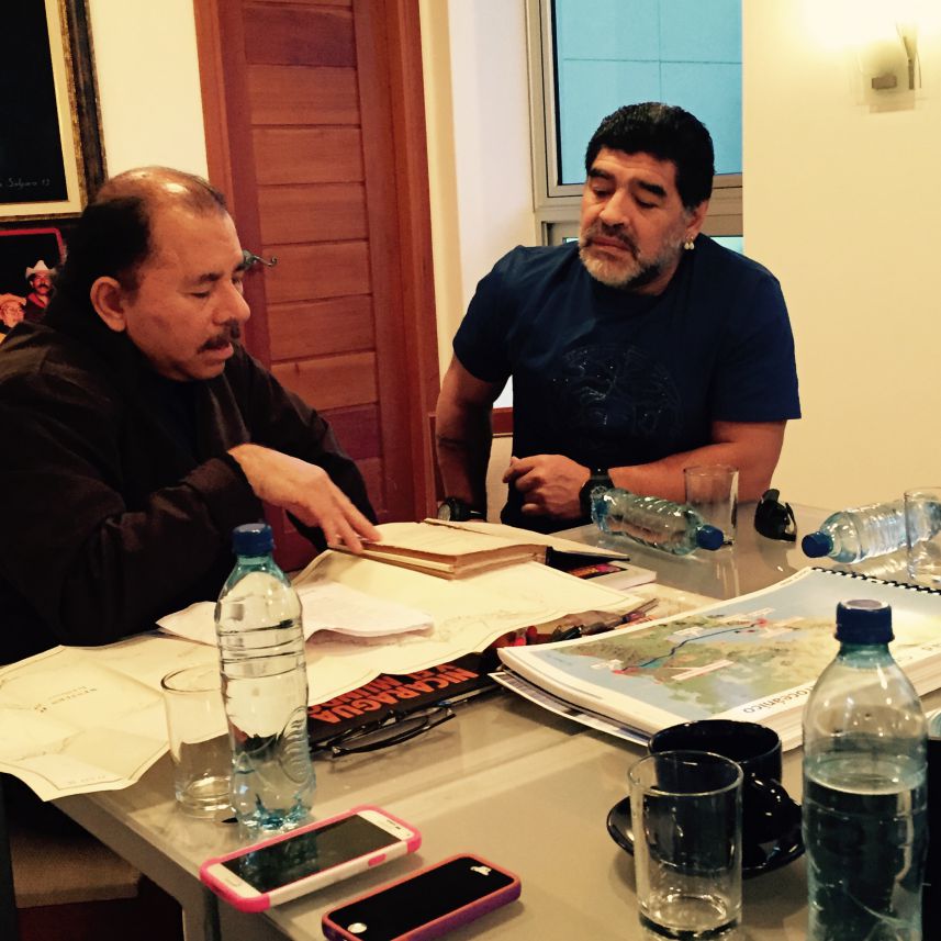 Presidente Daniel sostiene encuentro con Diego Armando Maradona