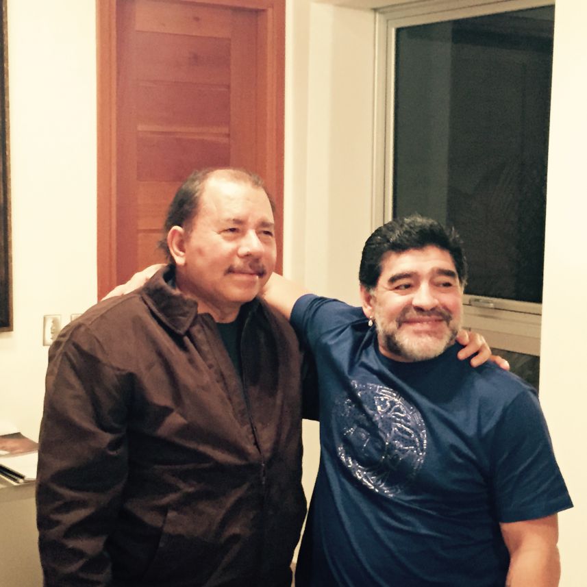 Presidente Daniel sostiene encuentro con Diego Armando Maradona