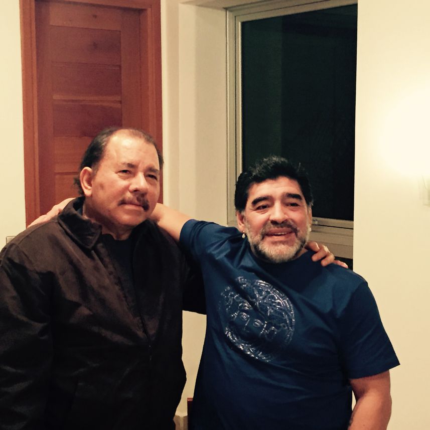 Presidente Daniel sostiene encuentro con Diego Armando Maradona