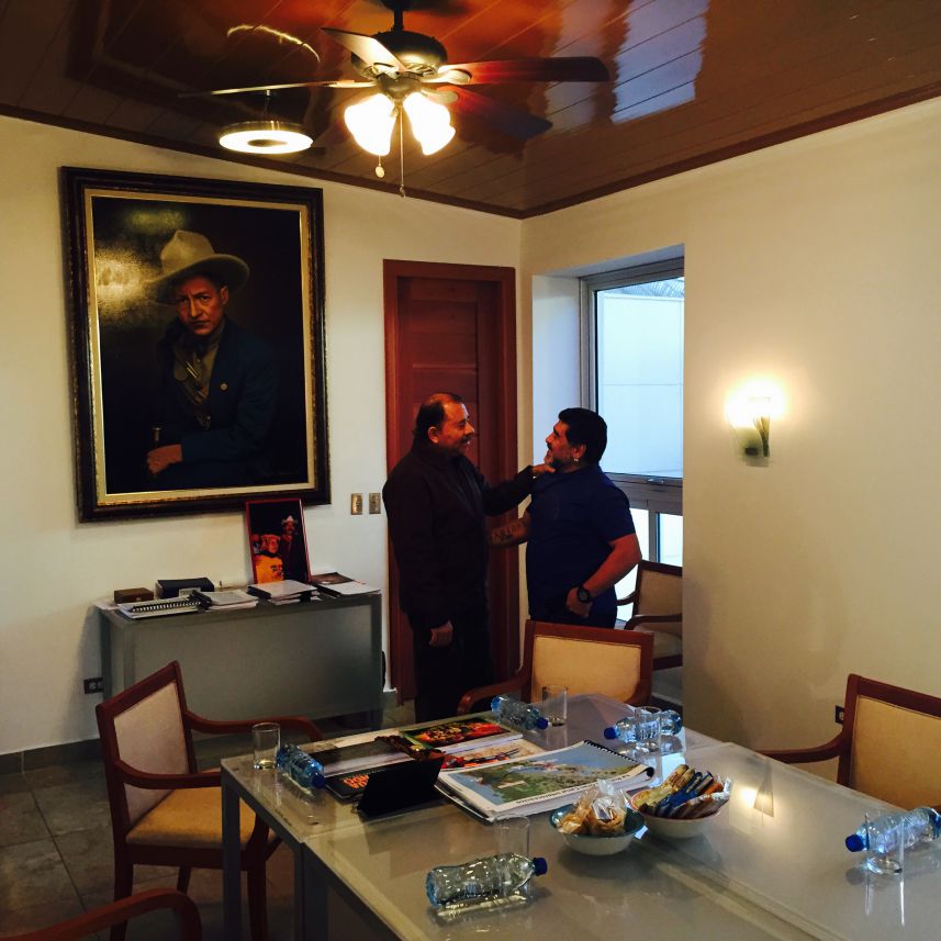 Presidente Daniel sostiene encuentro con Diego Armando Maradona