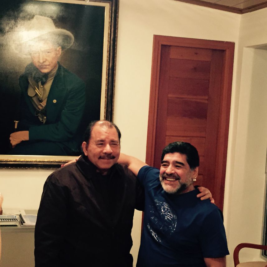 Presidente Daniel sostiene encuentro con Diego Armando Maradona