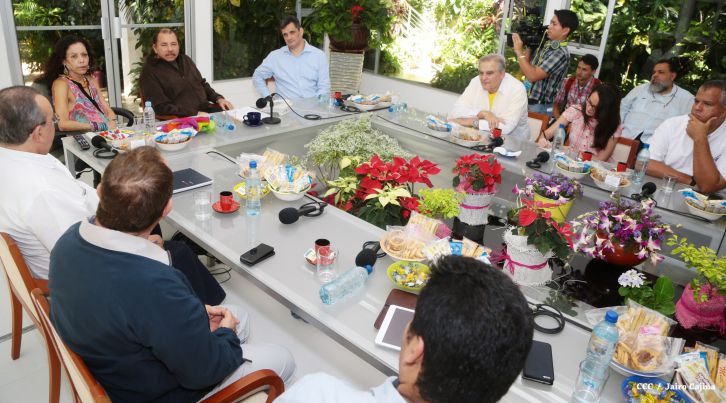 Daniel y Rosario se reúnen con Delegación de Alto Nivel de Venezuela