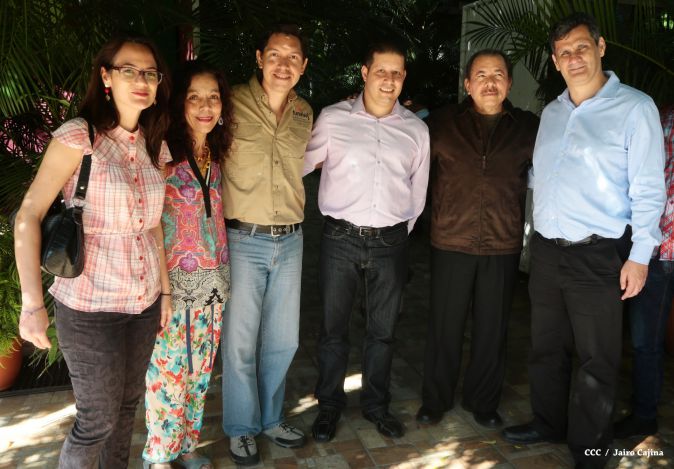 Daniel y Rosario se reúnen con Delegación de Alto Nivel de Venezuela