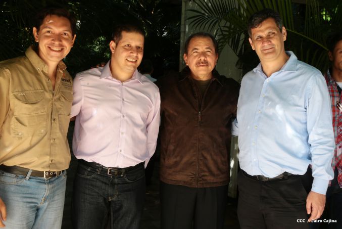 Daniel y Rosario se reúnen con Delegación de Alto Nivel de Venezuela