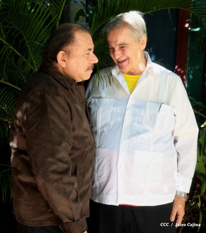 Daniel y Rosario se reúnen con Delegación de Alto Nivel de Venezuela