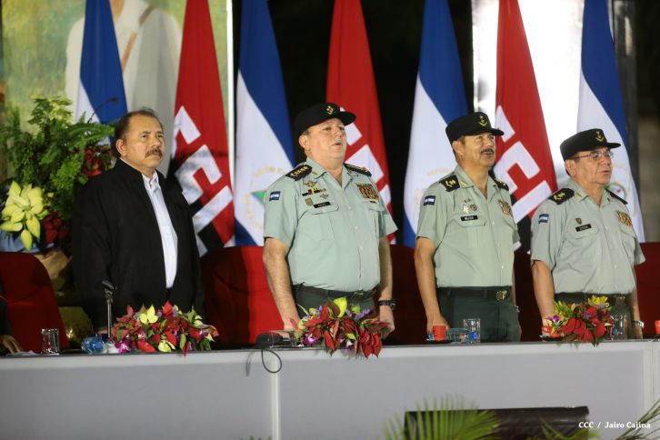 Daniel y Rosario presiden graduación de cadetes del Ejército