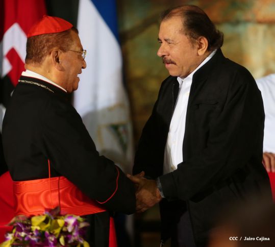 Daniel y Rosario presiden graduación de cadetes del Ejército