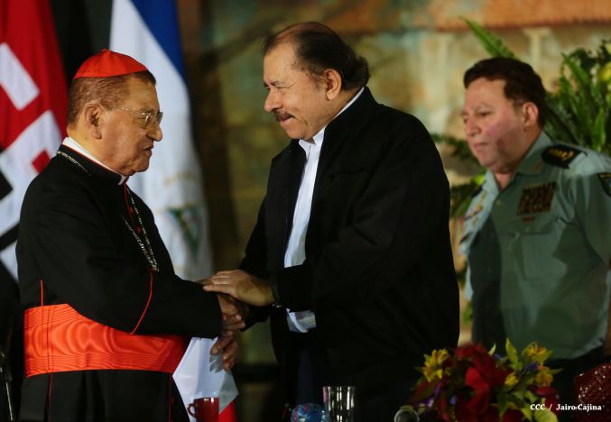 Daniel y Rosario presiden graduación de cadetes del Ejército
