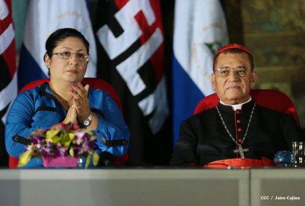 Daniel y Rosario presiden graduación de cadetes del Ejército