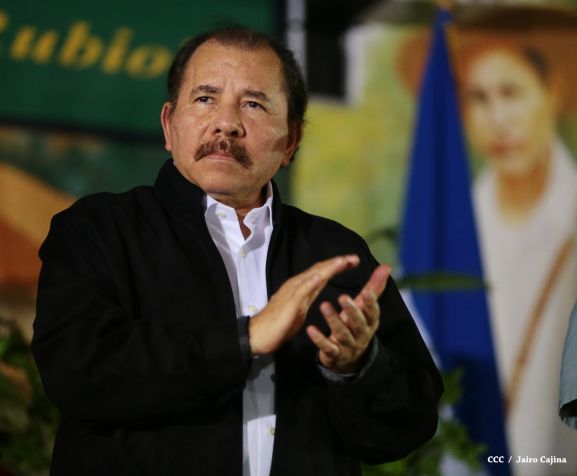 Daniel y Rosario presiden graduación de cadetes del Ejército