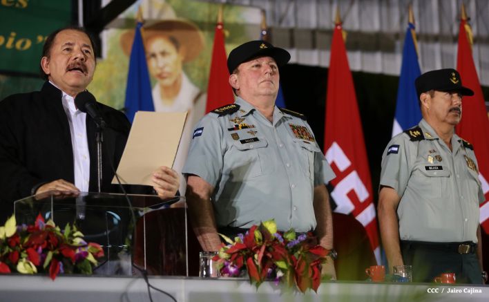 Daniel y Rosario presiden graduación de cadetes del Ejército
