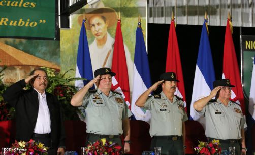 Daniel y Rosario presiden graduación de cadetes del Ejército