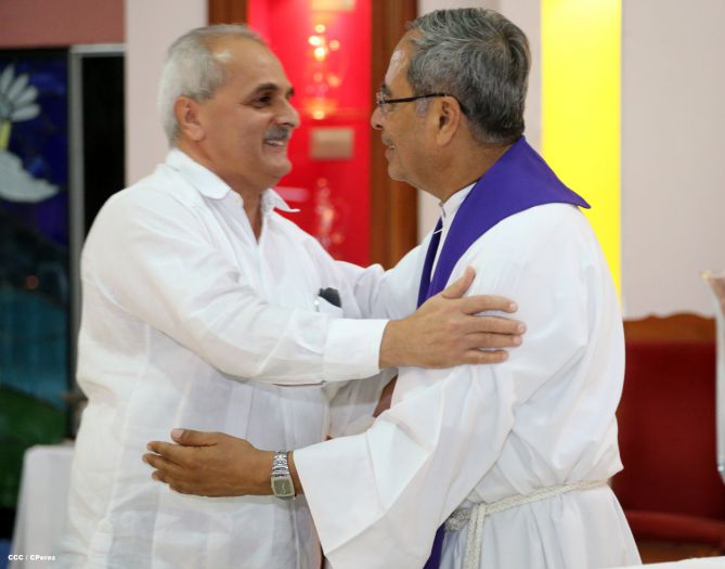 Celebran Misa de Acción de Gracias por normalización de relaciones Cuba-EEUU y liberación de los Héroes Cubanos