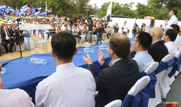 Ceremonia de inauguración de obras iniciales del Gran Canal Interoceánico
