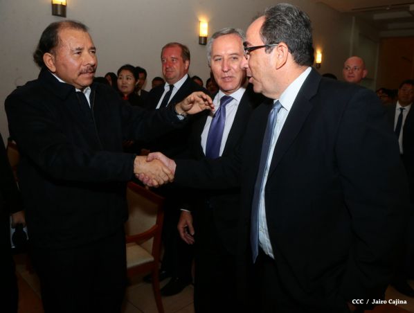 Daniel y Rosario celebran junto a Wang Jing inicio de Obras del Gran Canal por Nicaragua