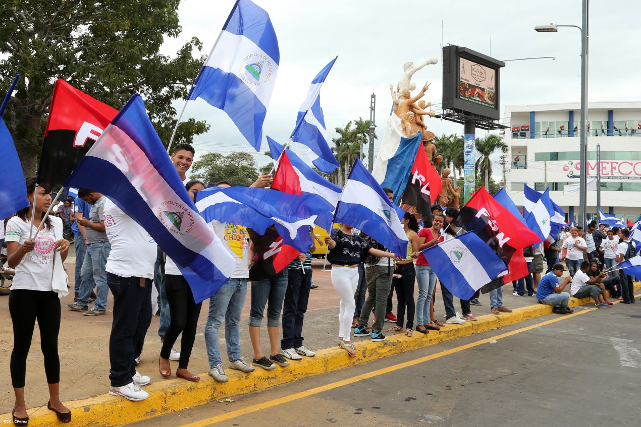 Familias y Juventud se congregan para celebrar 40 Aniversario de la Toma de la Casa de Chema Castillo