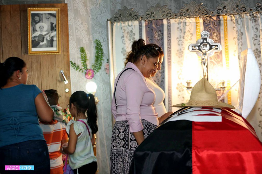 Artistas, familiares y amigos abrazan el trascendente legado de Don Felipe Urrutia