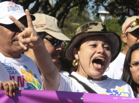 Familias de Nicaragua celebran 8 Años de Victorias