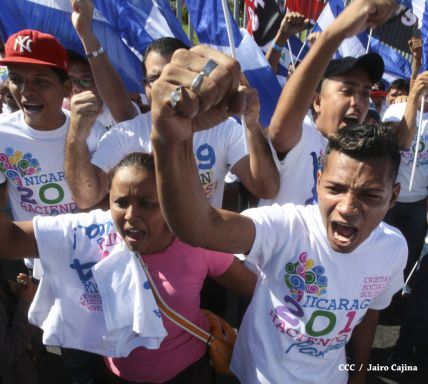 Familias de Nicaragua celebran 8 Años de Victorias