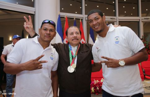 Presidente Daniel sostiene encuentro con medallistas de Juegos Centroamericanos y del Caribe