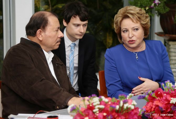 Presidente Daniel y Compañera Rosario se reúnen con Presidenta del Consejo de la Federación Rusa