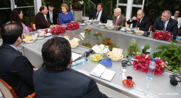 Presidente Daniel y Compañera Rosario se reúnen con Presidenta del Consejo de la Federación Rusa