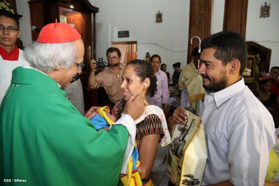 Cardenal Brenes celebra 90 Confirmaciones en Tipitapa
