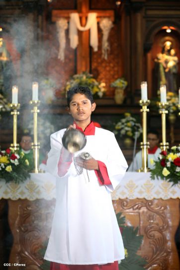 Cardenal Brenes celebra 90 Confirmaciones en Tipitapa