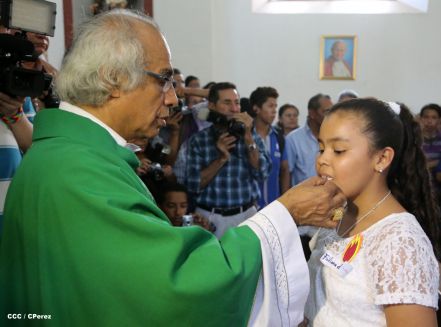 Cardenal Brenes celebra 90 Confirmaciones en Tipitapa
