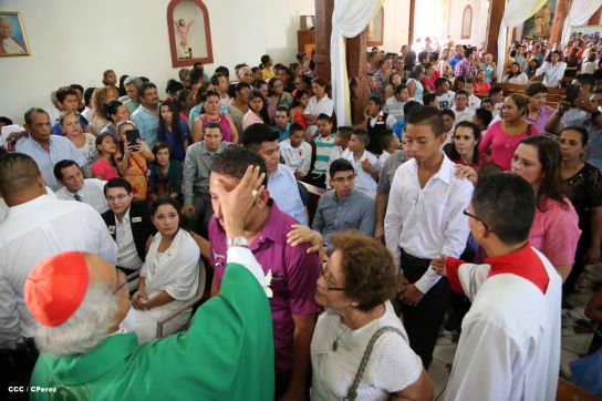 Cardenal Brenes celebra 90 Confirmaciones en Tipitapa
