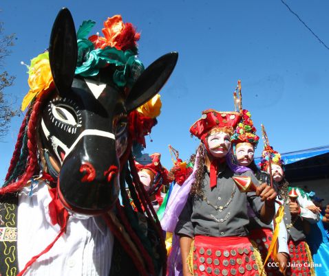 Derroche de fervor en tradicional Tope de los Santos