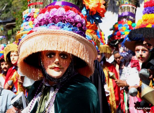 Derroche de fervor en tradicional Tope de los Santos