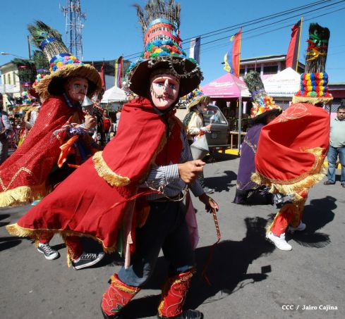 Derroche de fervor en tradicional Tope de los Santos