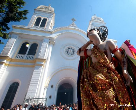 Derroche de fervor en tradicional Tope de los Santos