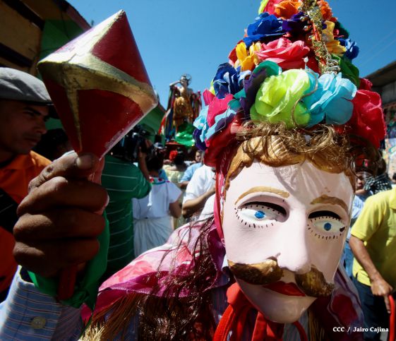 Derroche de fervor en tradicional Tope de los Santos