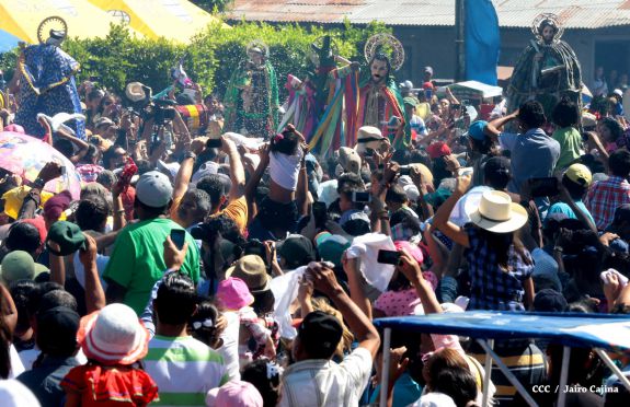Derroche de fervor en tradicional Tope de los Santos