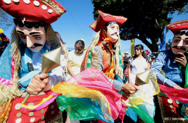 Derroche de fervor en tradicional Tope de los Santos