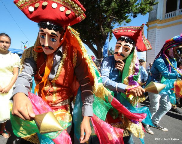 Derroche de fervor en tradicional Tope de los Santos